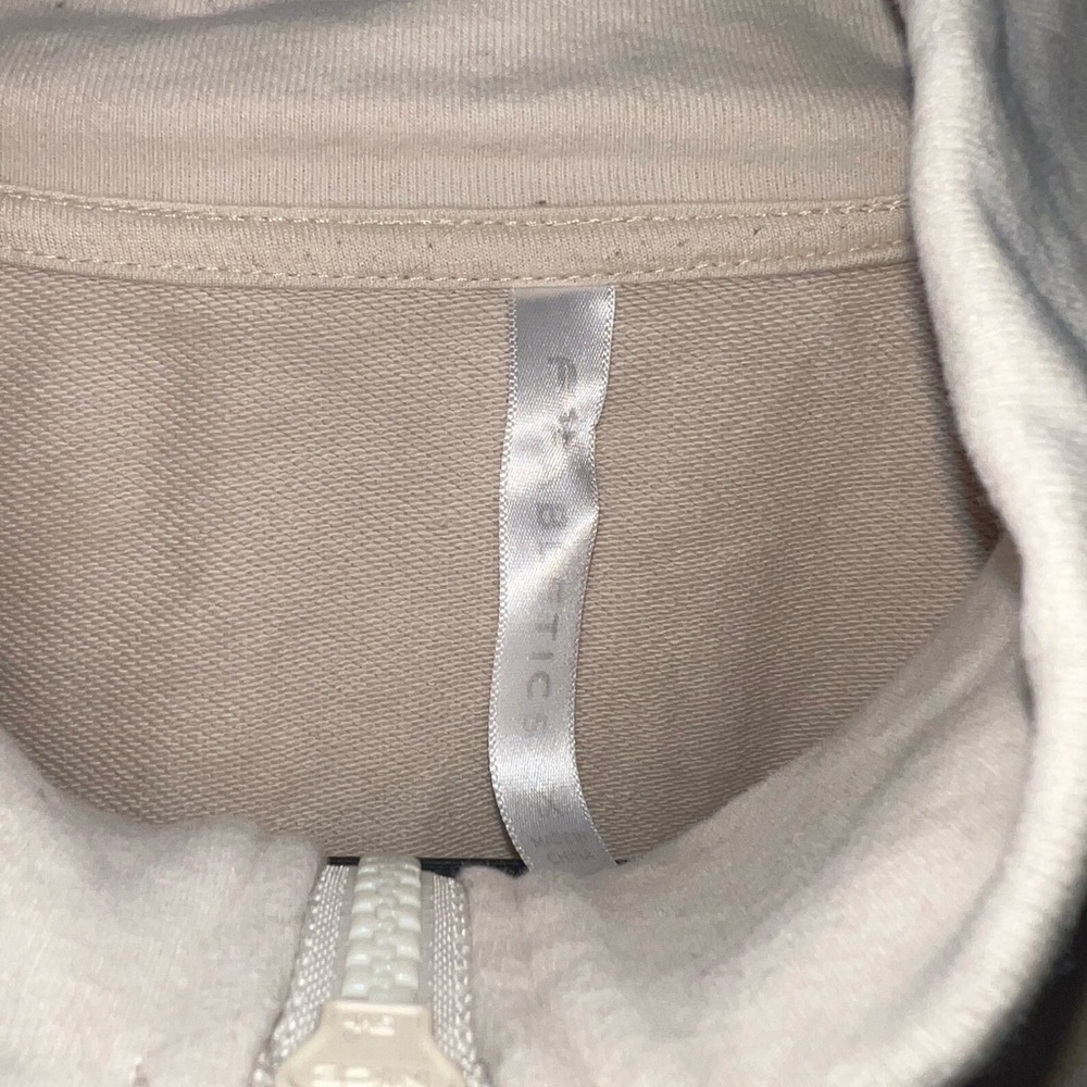 Fabletics Kat Half Zip Pullover In Tapioca Size 1x - image 4